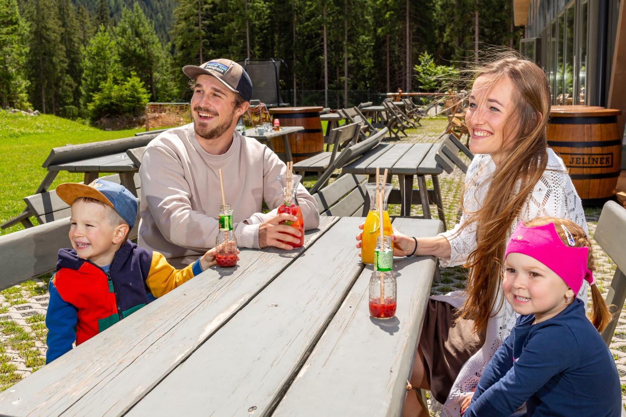 Hotel Strachan Family Jasna Dolina Demianowska Zewnętrze zdjęcie